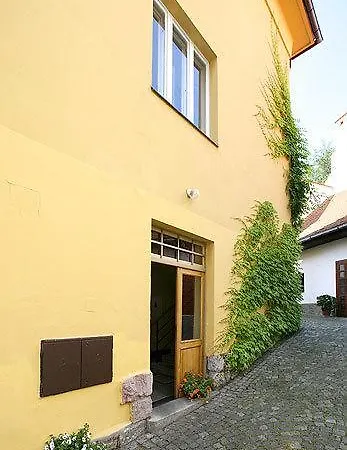 Lobo 2* Cesky Krumlov