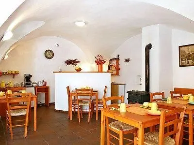 Guest house Lobo 2*